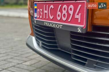 Позашляховик / Кросовер Peugeot e-2008 2021 в 