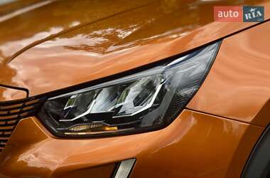 Позашляховик / Кросовер Peugeot e-2008 2021 в 