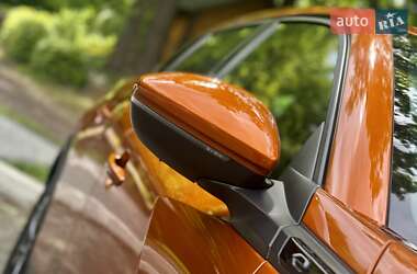 Позашляховик / Кросовер Peugeot e-2008 2021 в 