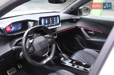 Позашляховик / Кросовер Peugeot e-2008 2020 в 