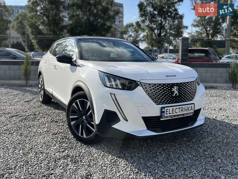 Peugeot e-2008 2020