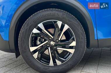 Позашляховик / Кросовер Peugeot e-2008 2022 в 