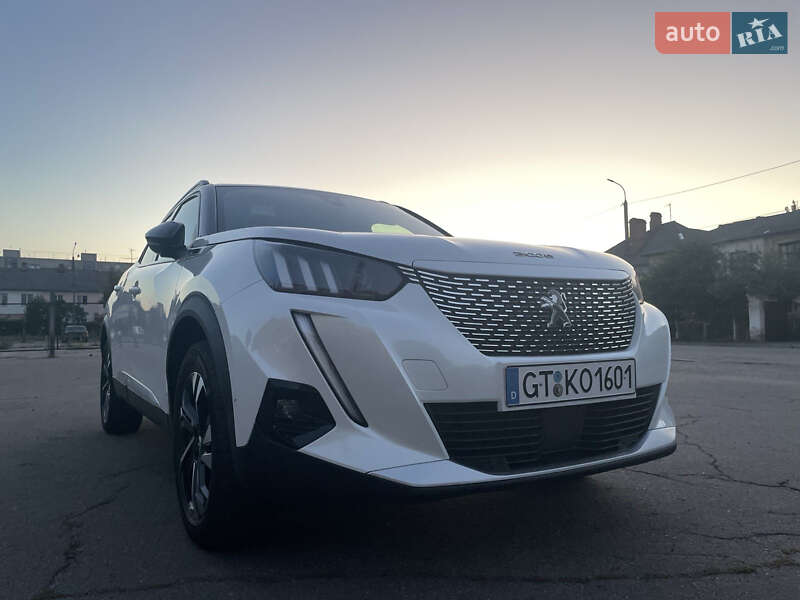 Внедорожник / Кроссовер Peugeot e-2008 2020 в Виннице