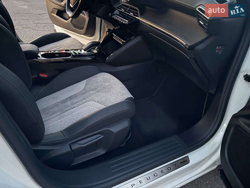 Внедорожник / Кроссовер Peugeot e-2008 2020 в Виннице