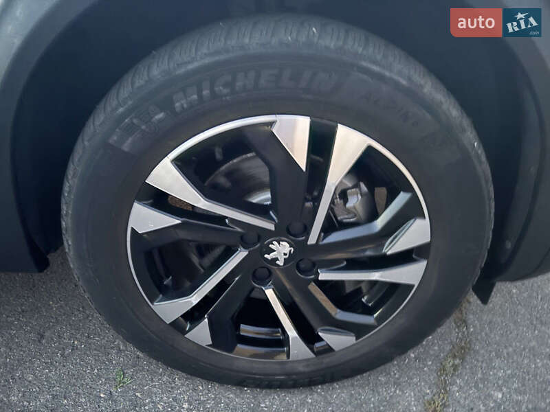 Внедорожник / Кроссовер Peugeot e-2008 2020 в Виннице