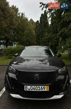 Внедорожник / Кроссовер Peugeot e-2008 2021 в Киеве