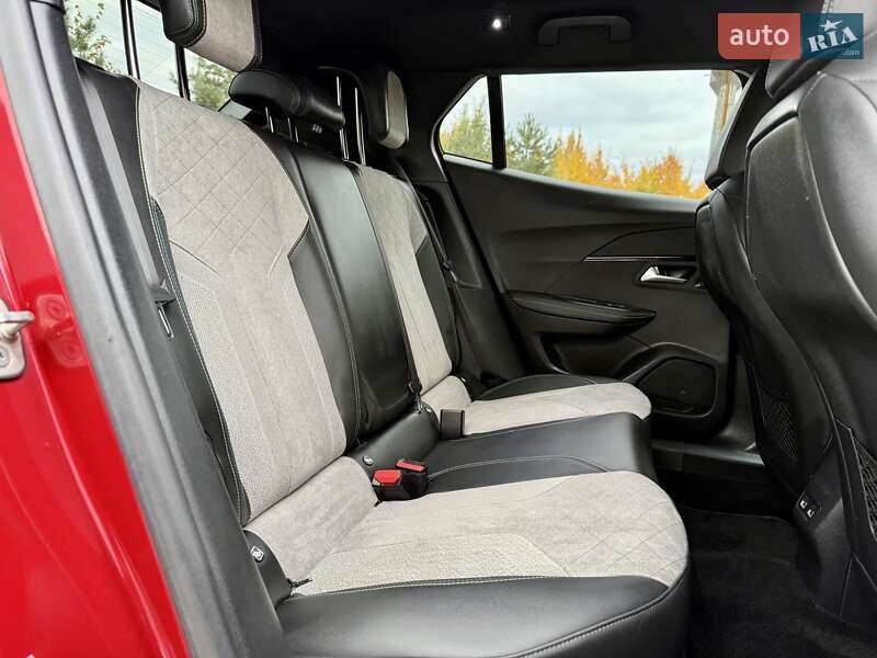 Позашляховик / Кросовер Peugeot e-2008 2020 в Бердичеві