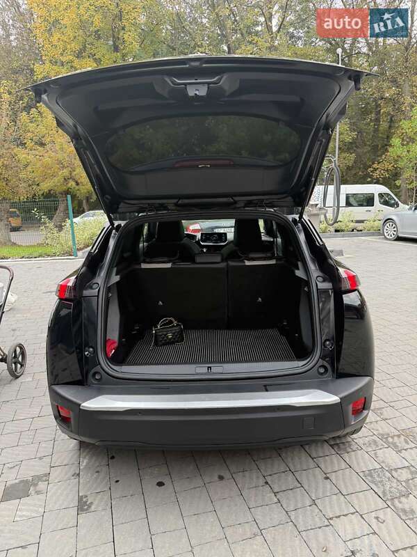 Внедорожник / Кроссовер Peugeot e-2008 2020 в Самборе