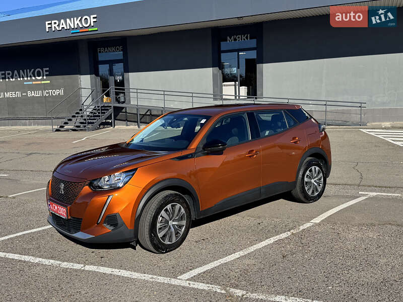 Позашляховик / Кросовер Peugeot e-2008 2022 в Львові