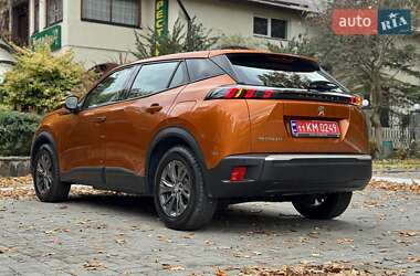 Внедорожник / Кроссовер Peugeot e-2008 2021 в 