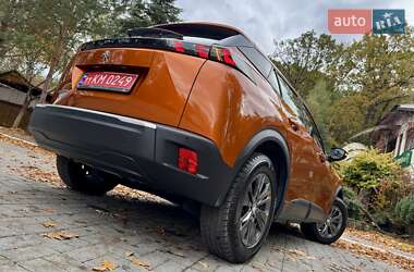 Внедорожник / Кроссовер Peugeot e-2008 2021 в 