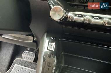 Внедорожник / Кроссовер Peugeot e-2008 2021 в 