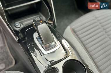 Внедорожник / Кроссовер Peugeot e-2008 2021 в 