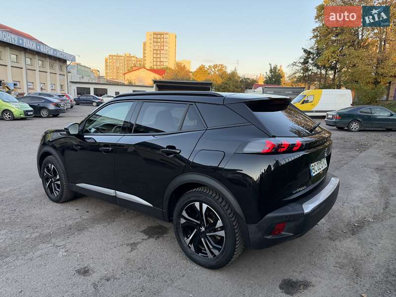 Внедорожник / Кроссовер Peugeot e-2008 2020 в Львове