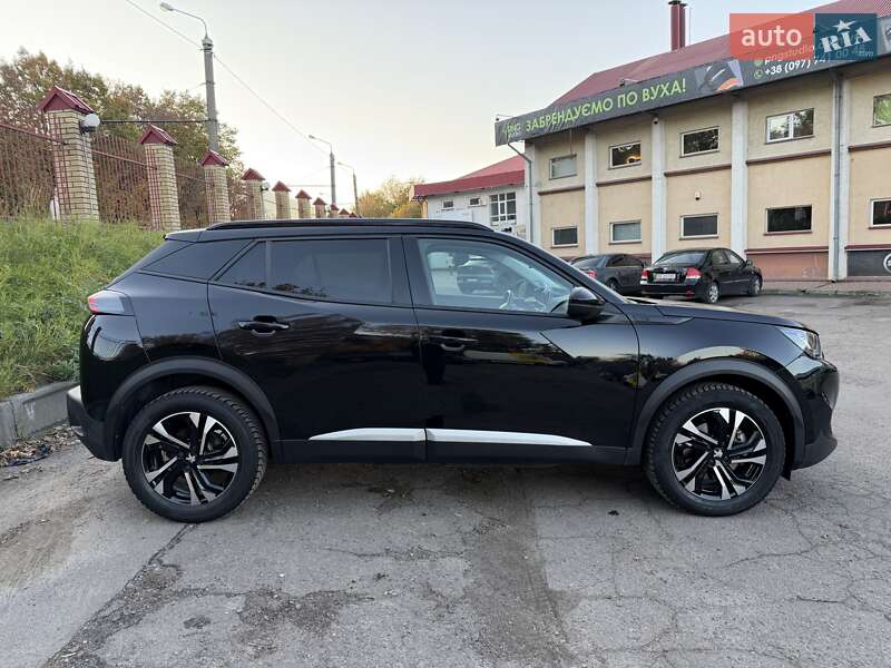 Внедорожник / Кроссовер Peugeot e-2008 2020 в Львове