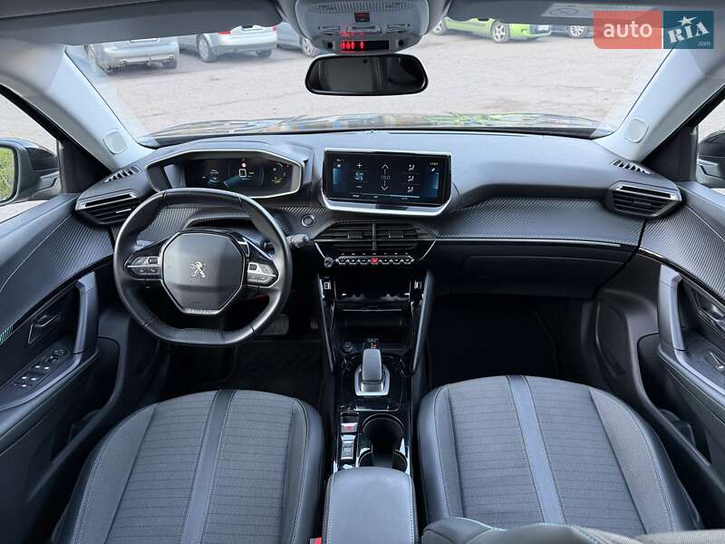 Внедорожник / Кроссовер Peugeot e-2008 2020 в Львове