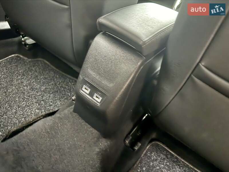 Внедорожник / Кроссовер Peugeot e-2008 2021 в Дрогобыче фото 77 Внедорожник / Кроссовер Peugeot e-2008 2021 в Дрогобыче