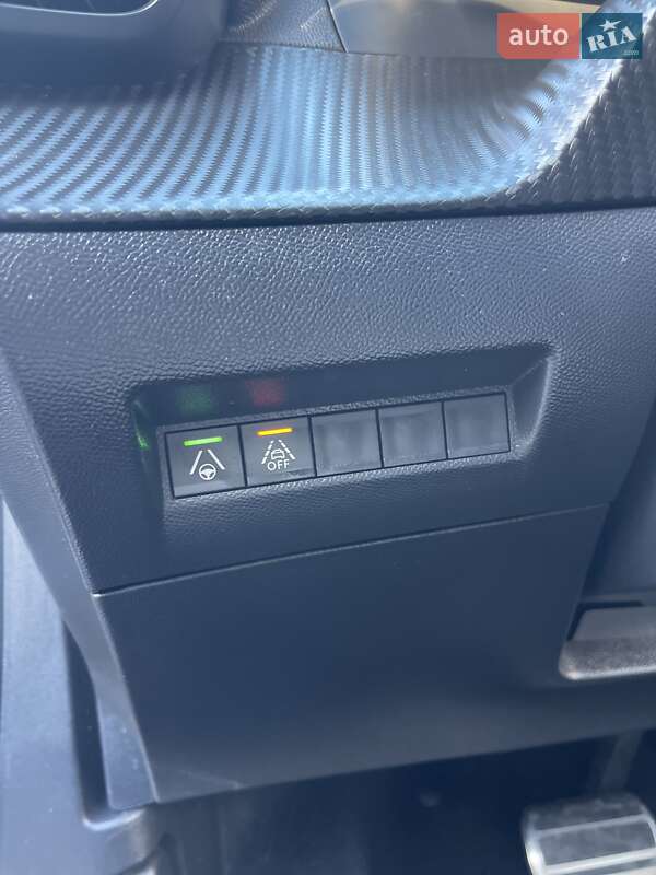 Внедорожник / Кроссовер Peugeot e-2008 2020 в Хмельницком фото 69 Внедорожник / Кроссовер Peugeot e-2008 2020 в Хмельницком