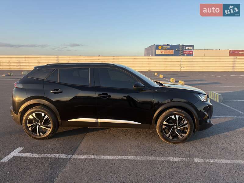 Позашляховик / Кросовер Peugeot e-2008 2021 в Львові