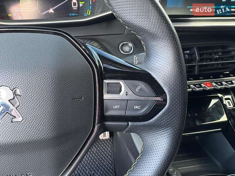 Позашляховик / Кросовер Peugeot e-2008 2021 в Львові