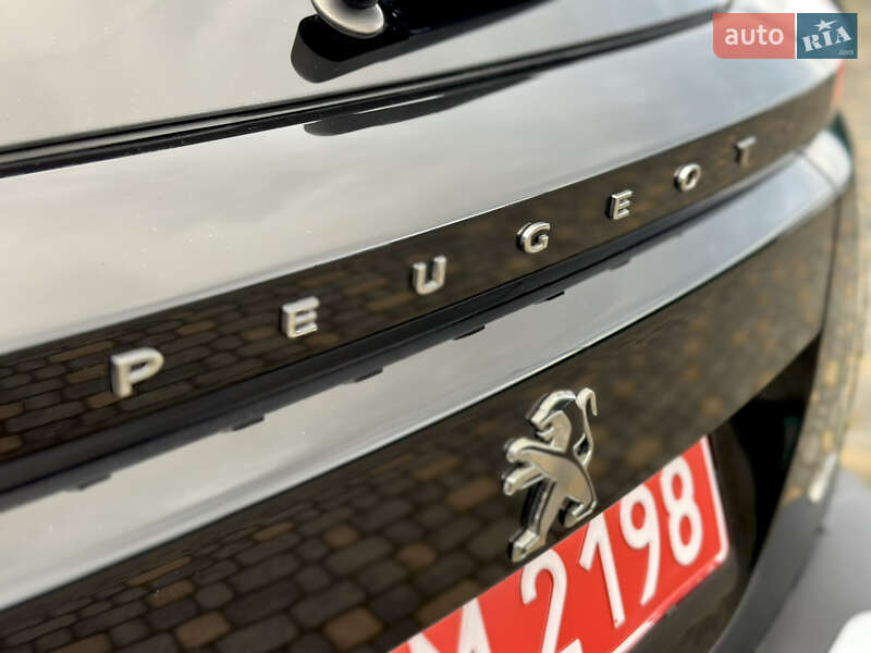 Позашляховик / Кросовер Peugeot e-2008 2020 в Самборі