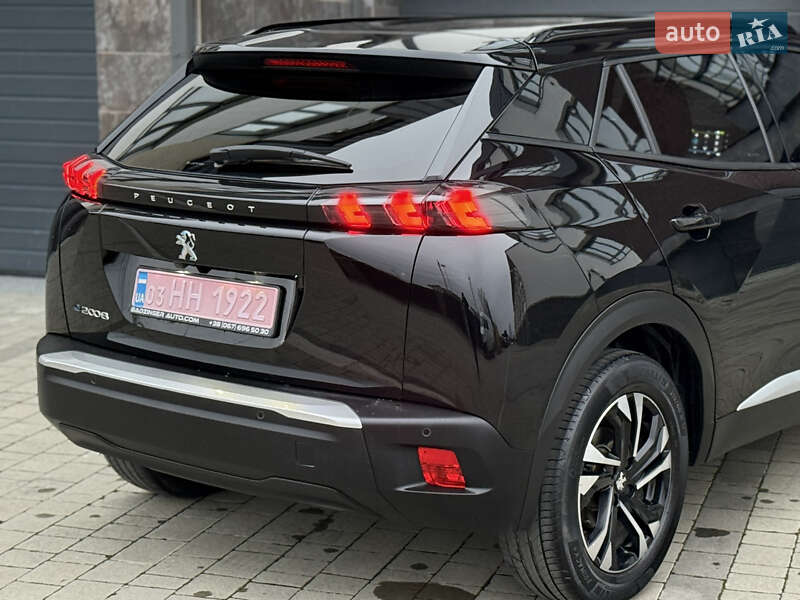 Внедорожник / Кроссовер Peugeot e-2008 2021 в Дрогобыче