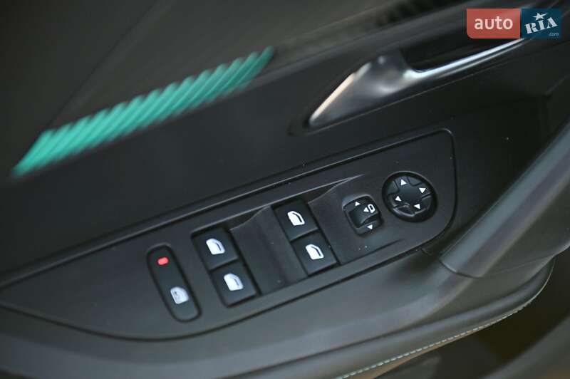 Внедорожник / Кроссовер Peugeot e-2008 2021 в Ровно