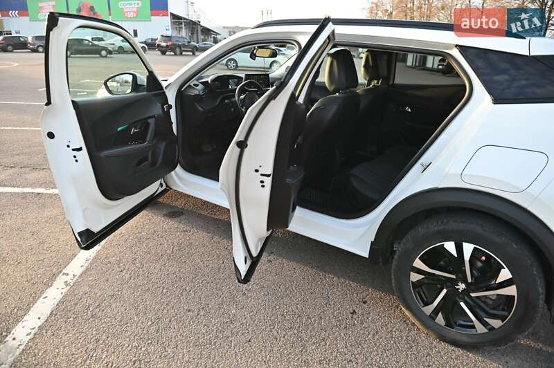 Внедорожник / Кроссовер Peugeot e-2008 2021 в Ровно