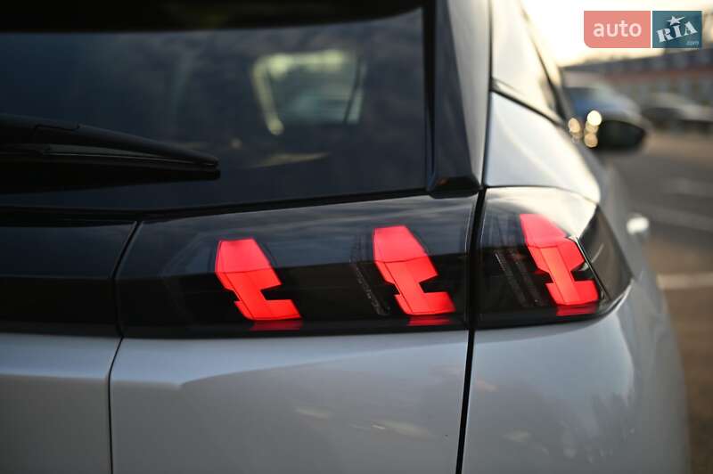 Внедорожник / Кроссовер Peugeot e-2008 2021 в Ровно