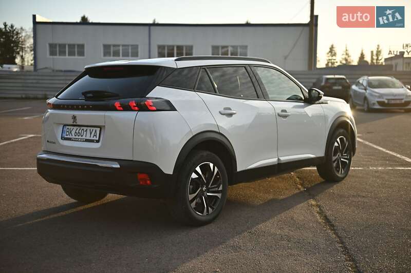 Внедорожник / Кроссовер Peugeot e-2008 2021 в Ровно