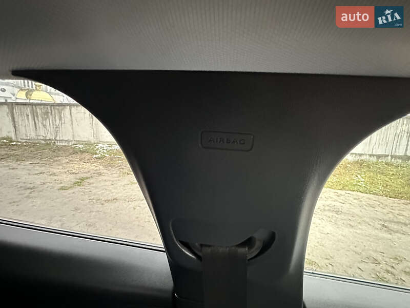 Внедорожник / Кроссовер Peugeot e-2008 2020 в Ровно фото 52 Внедорожник / Кроссовер Peugeot e-2008 2020 в Ровно