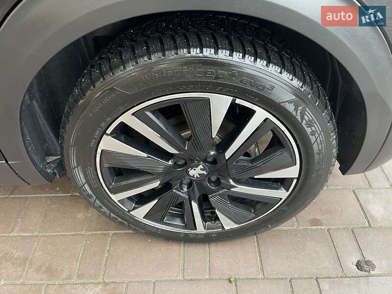 Внедорожник / Кроссовер Peugeot e-2008 2021 в Тернополе