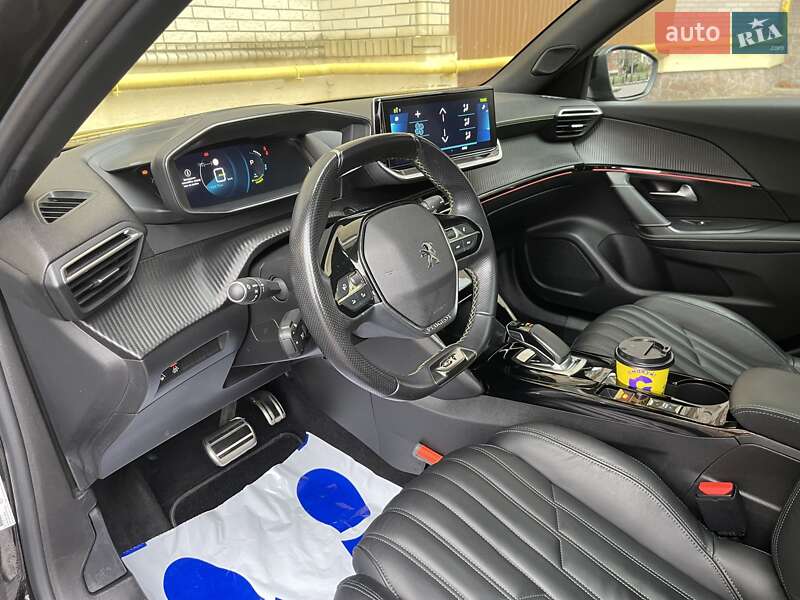 Внедорожник / Кроссовер Peugeot e-2008 2021 в Тернополе