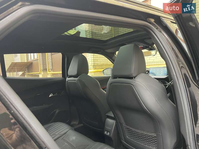 Внедорожник / Кроссовер Peugeot e-2008 2021 в Тернополе