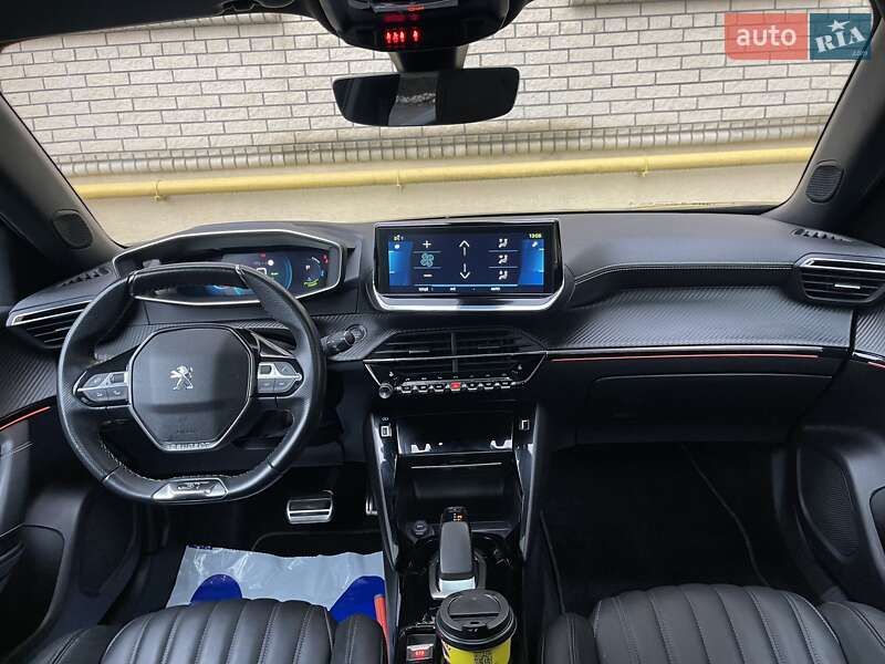 Внедорожник / Кроссовер Peugeot e-2008 2021 в Тернополе