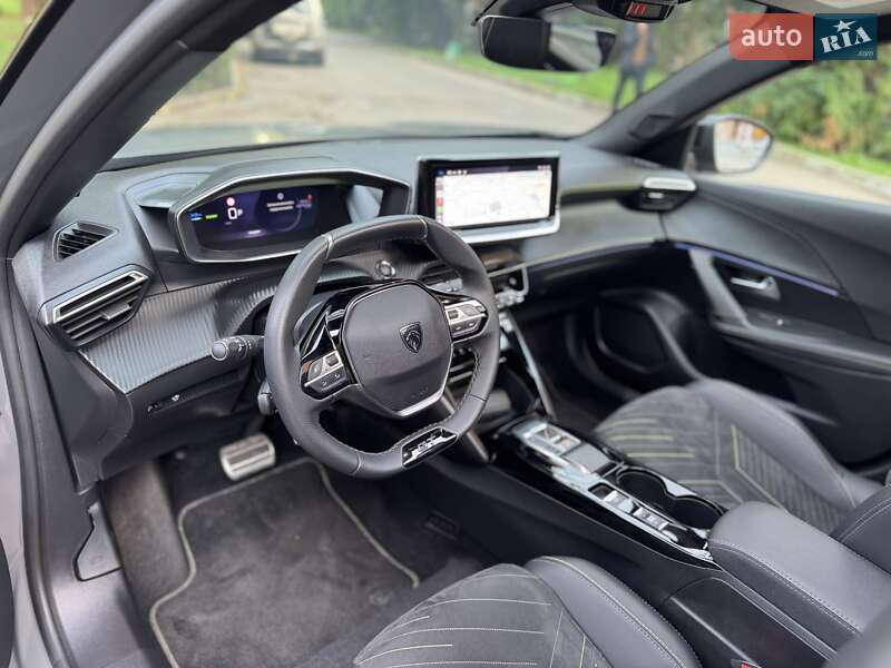 Внедорожник / Кроссовер Peugeot e-2008 2024 в Львове