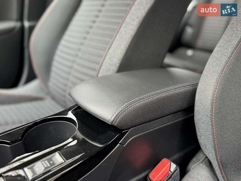 Внедорожник / Кроссовер Peugeot e-2008 2021 в Дрогобыче фото 67 Внедорожник / Кроссовер Peugeot e-2008 2021 в Дрогобыче