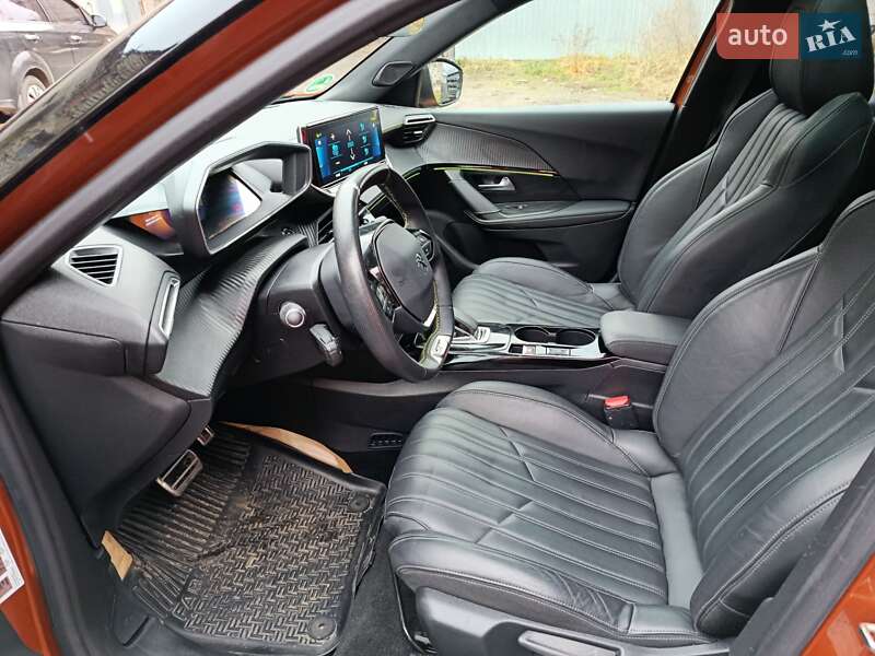 Внедорожник / Кроссовер Peugeot e-2008 2020 в Дубно