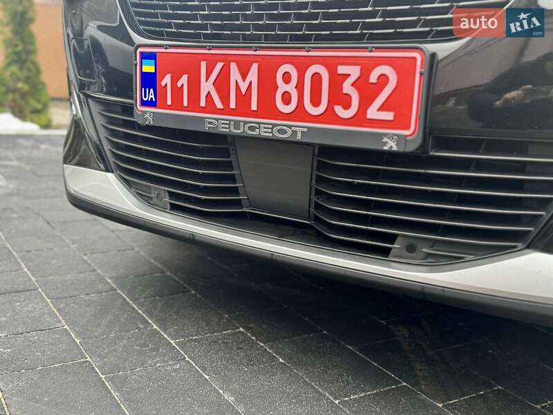 Внедорожник / Кроссовер Peugeot e-2008 2020 в Дрогобыче