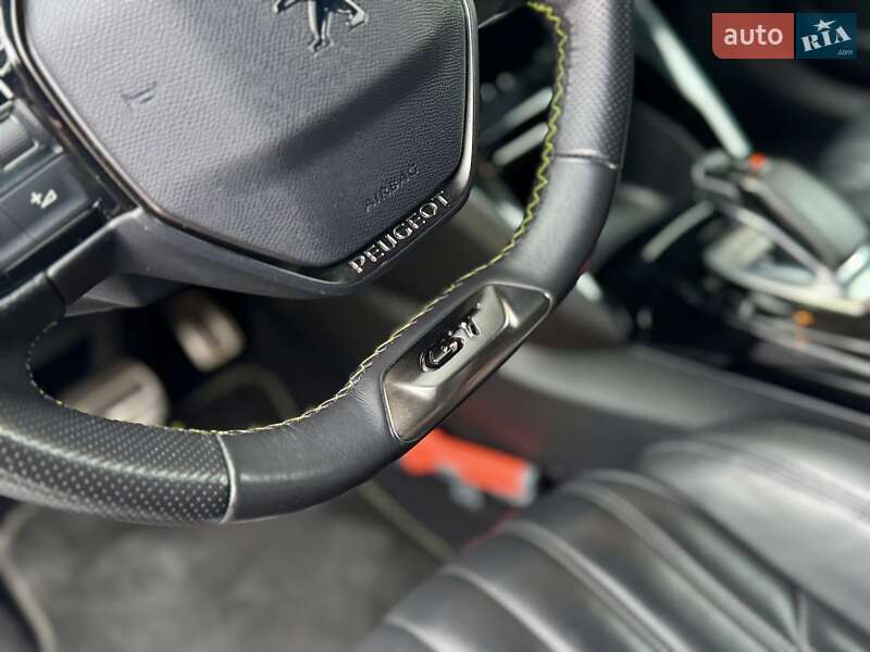 Внедорожник / Кроссовер Peugeot e-2008 2020 в Дрогобыче