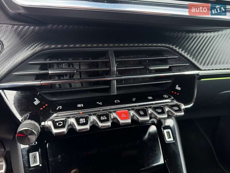 Внедорожник / Кроссовер Peugeot e-2008 2020 в Дрогобыче