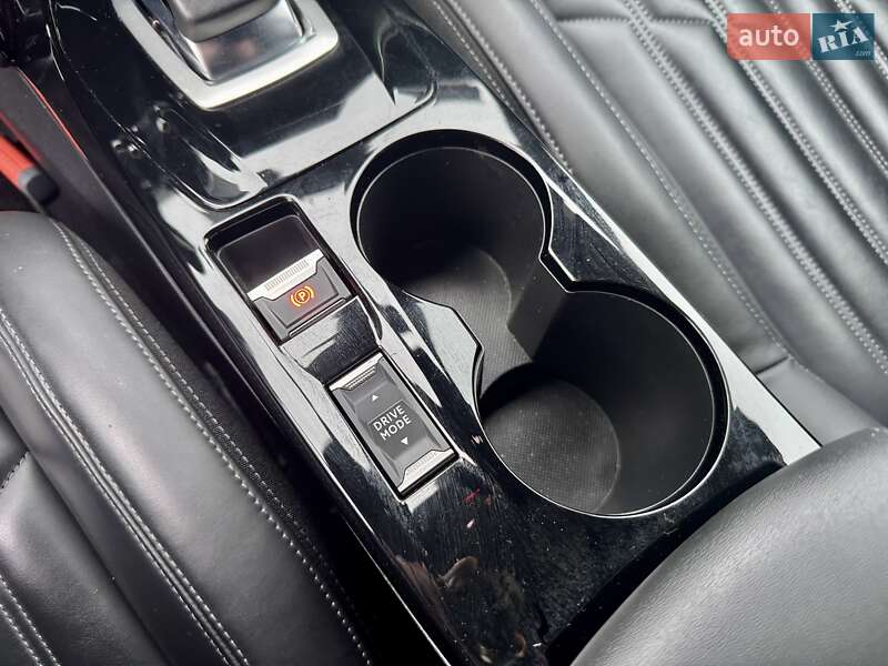 Внедорожник / Кроссовер Peugeot e-2008 2020 в Дрогобыче