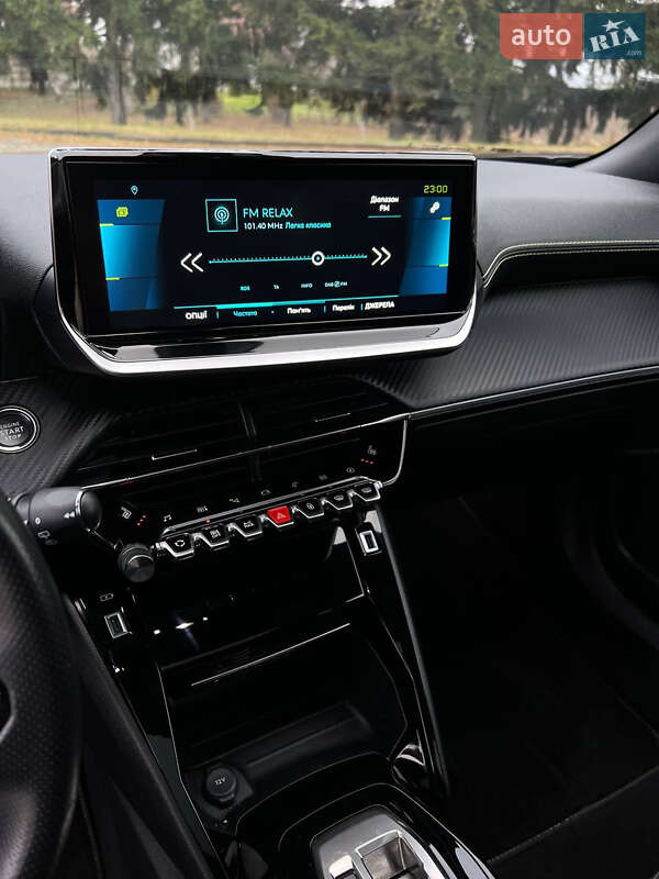 Внедорожник / Кроссовер Peugeot e-2008 2022 в Ровно