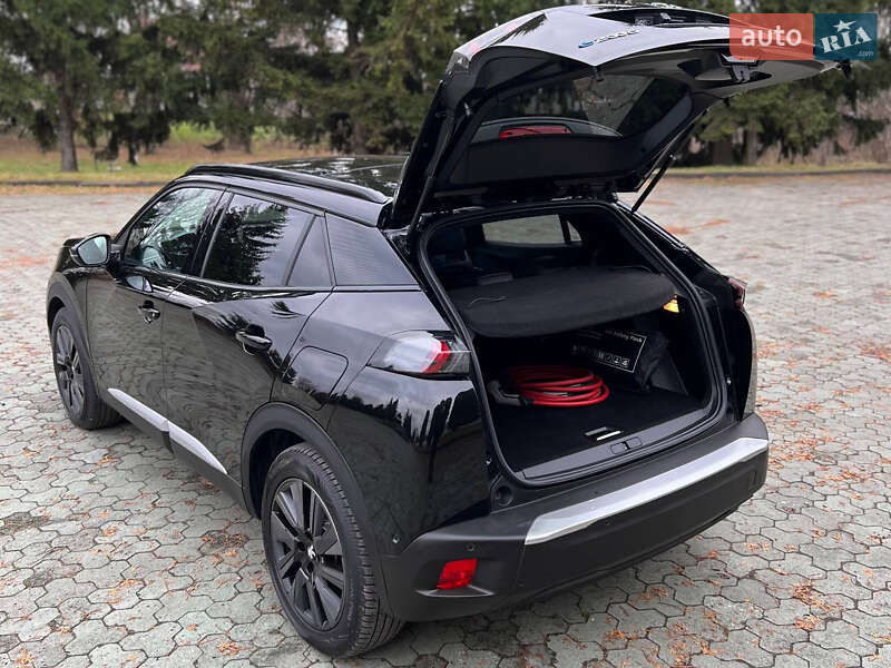 Внедорожник / Кроссовер Peugeot e-2008 2022 в Ровно