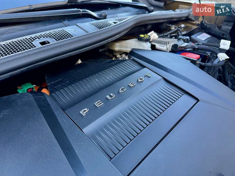 Позашляховик / Кросовер Peugeot e-2008 2020 в Дрогобичі фото 85 Позашляховик / Кросовер Peugeot e-2008 2020 в Дрогобичі