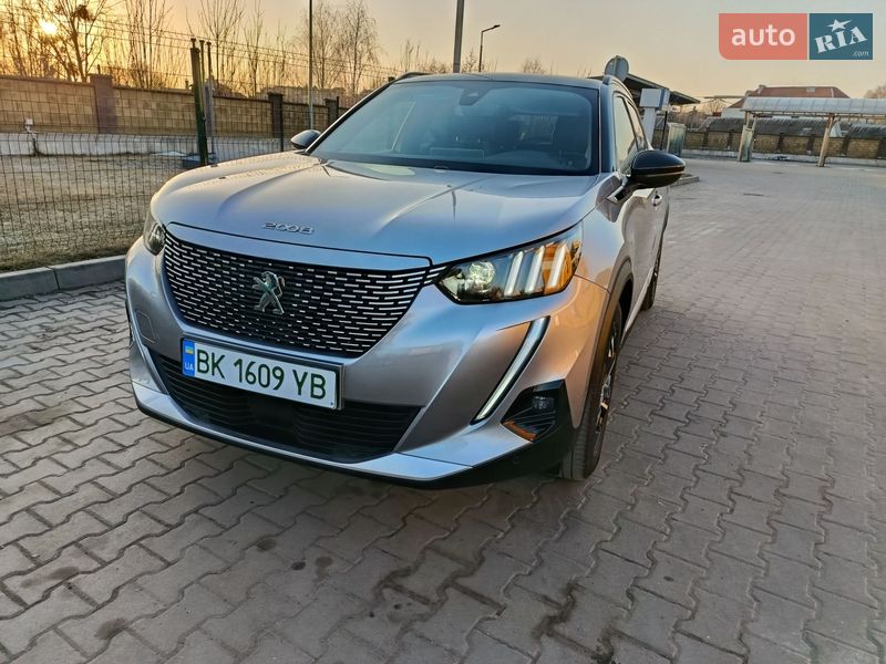 Внедорожник / Кроссовер Peugeot e-2008 2020 в Дубно