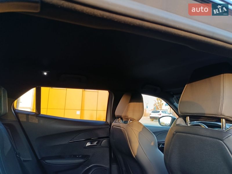 Внедорожник / Кроссовер Peugeot e-2008 2020 в Дубно