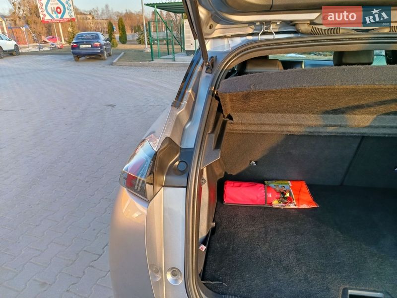 Внедорожник / Кроссовер Peugeot e-2008 2020 в Дубно