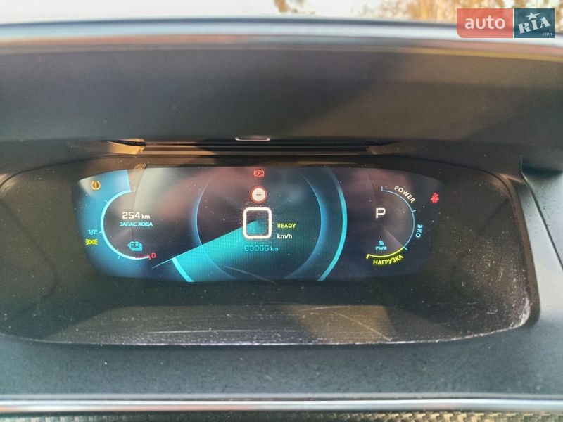 Внедорожник / Кроссовер Peugeot e-2008 2020 в Дубно