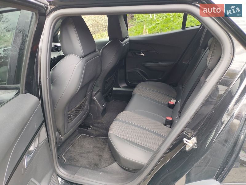 Внедорожник / Кроссовер Peugeot e-2008 2020 в Софиевской Борщаговке фото 19 Внедорожник / Кроссовер Peugeot e-2008 2020 в Софиевской Борщаговке